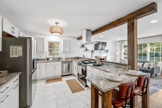 1464 E 41st St in Savannah, GA - Foto de edificio - Building Photo