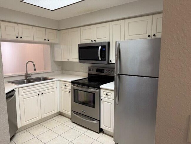 2727 Anzio Ct