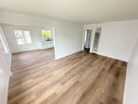 14410-14416 Magnolia Blvd in Los Angeles, CA - Building Photo