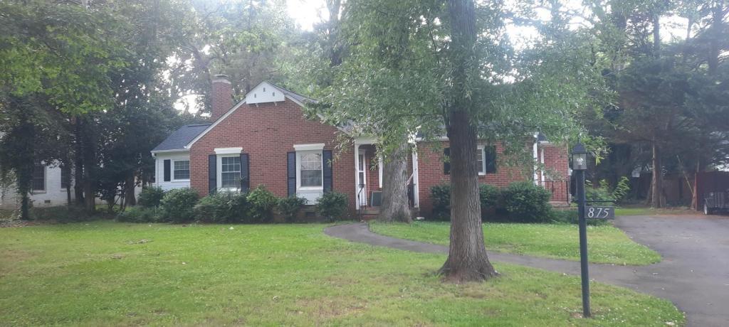 875 Myrtle Dr in Rock Hill, SC - Building Photo