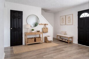 58 Midland Heights Cir in Midland, PA - Building Photo