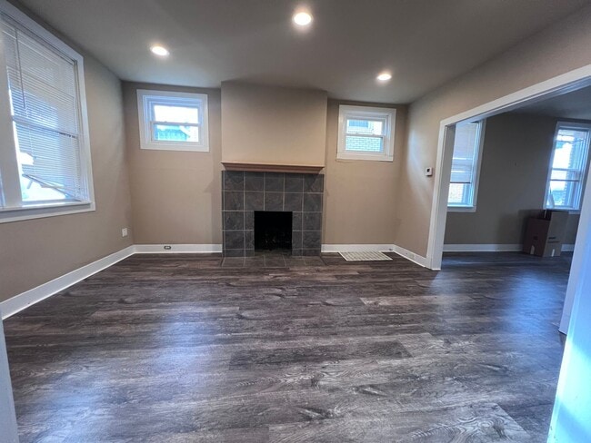 property at 1504 Fernleaf St