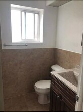 1418 Carol St, Unit A in Park Ridge, IL - Building Photo - Building Photo