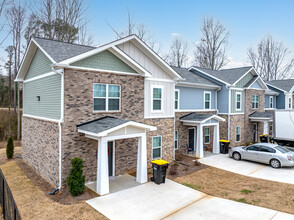 McIntosh Woods in Newnan, GA - Building Photo - Building Photo