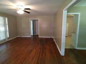 307 32nd E Pl in Tuscaloosa, AL - Building Photo - Building Photo