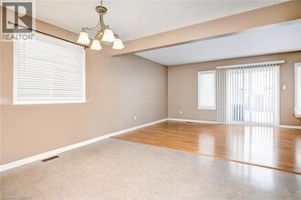 10 Verona St in Kitchener, ON - Building Photo - Building Photo
