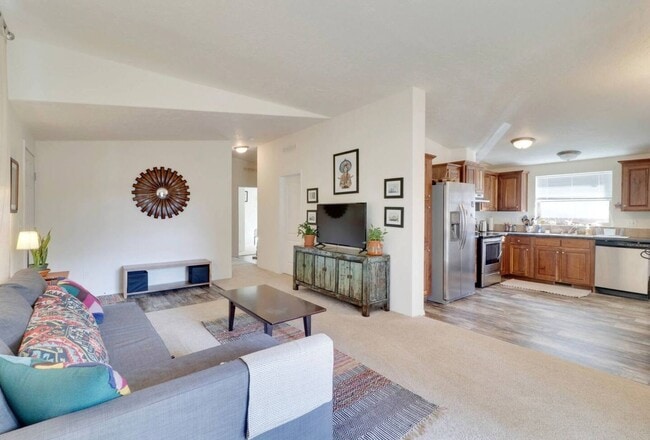 610 SE Oak St in White Salmon, WA - Building Photo - Building Photo