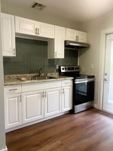 462 Granada St, Unit A in Fort Pierce, FL - Foto de edificio - Building Photo