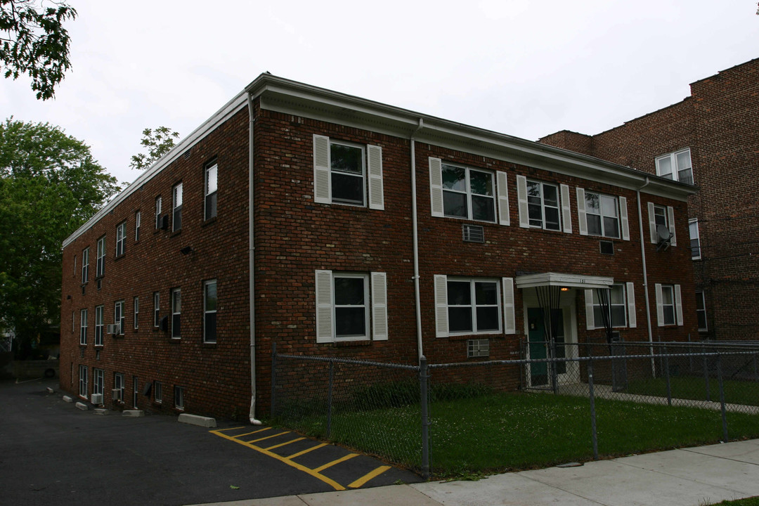 Grafton Apartments in Newark, NJ - Building Photo