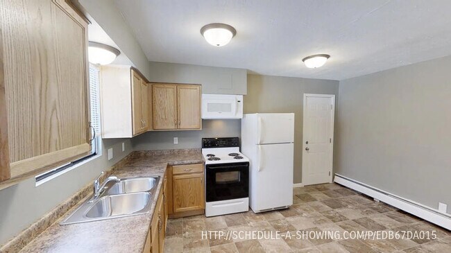 2305 Longyear Ave in Marquette, MI - Building Photo - Building Photo