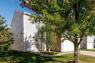 13227 N Etna Green Dr in Camby, IN - Building Photo - Building Photo