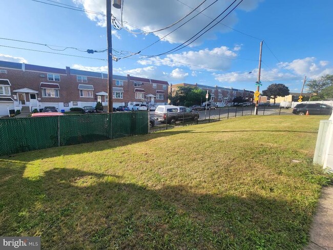 3800 Nedla Rd in Philadelphia, PA - Building Photo - Building Photo
