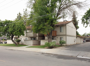 Olive-Dee Apartments in Lemoore, CA - Building Photo - Building Photo