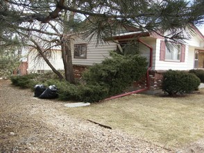 7991 Lowell Blvd in Westminster, CO - Foto de edificio - Building Photo