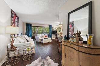 1605 S US Hwy 1, Unit C306 in Jupiter, FL - Foto de edificio - Building Photo