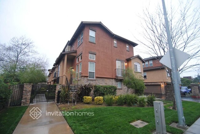 1845 Morse Ave in Sacramento, CA - Building Photo - Building Photo