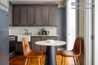 187 Kent Ave in Brooklyn, NY - Foto de edificio - Building Photo