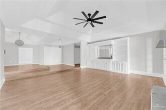 19 N 30th St in McAllen, TX - Building Photo - Building Photo