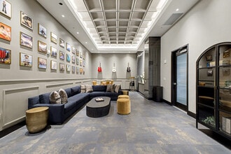 Grace in Nashville, TN - Foto de edificio - Building Photo