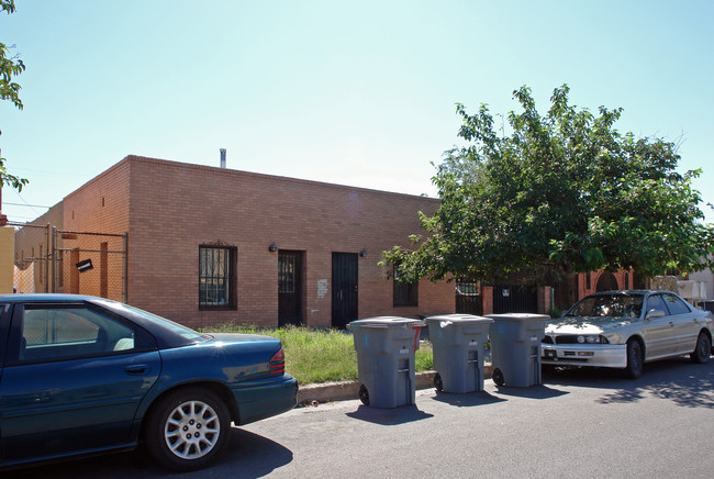 912 S Virginia St in El Paso, TX - Building Photo - Building Photo