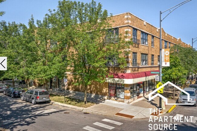 property at 2020 W Montrose Ave