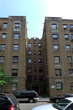 4225 Layton St in Flushing, NY - Building Photo - Building Photo