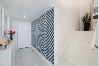 41 SE 5th St, Unit 2109 in Miami, FL - Foto de edificio - Building Photo