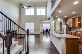 729 Sundrop Dr in Little Elm, TX - Building Photo - Building Photo