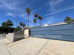 1680 E Mesquite Ave in Palm Springs, CA - Building Photo - Building Photo