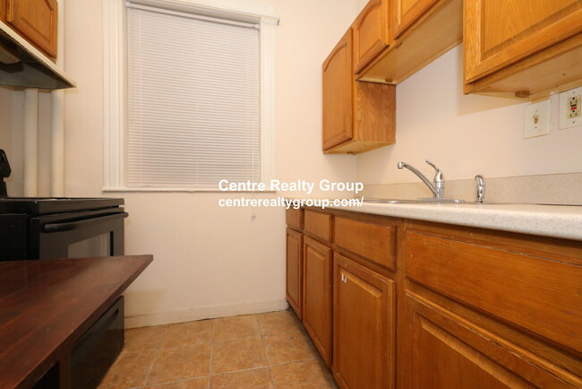 78 Glenville Ave, Unit #3 in Boston, MA - Building Photo - Building Photo