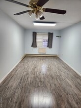 82-74 Country Pointe Cir in Queens, NY - Building Photo - Building Photo
