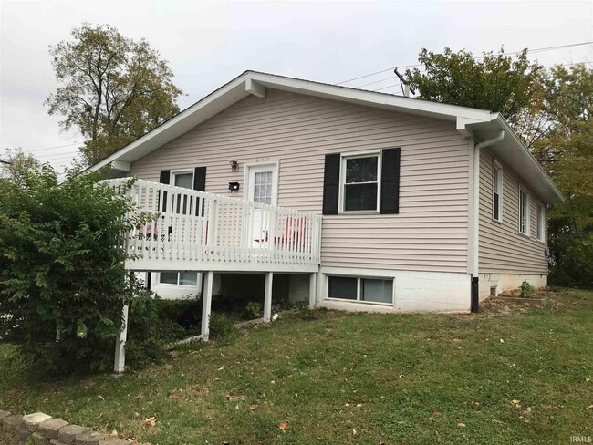 property at 422 N Clark St