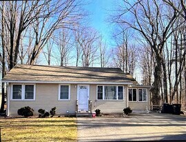 21 Orchard Ter, Unit 2 in Salem, NH - Building Photo