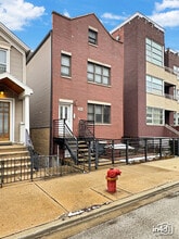 1504 W Augusta Blvd in Chicago, IL - Building Photo - Building Photo