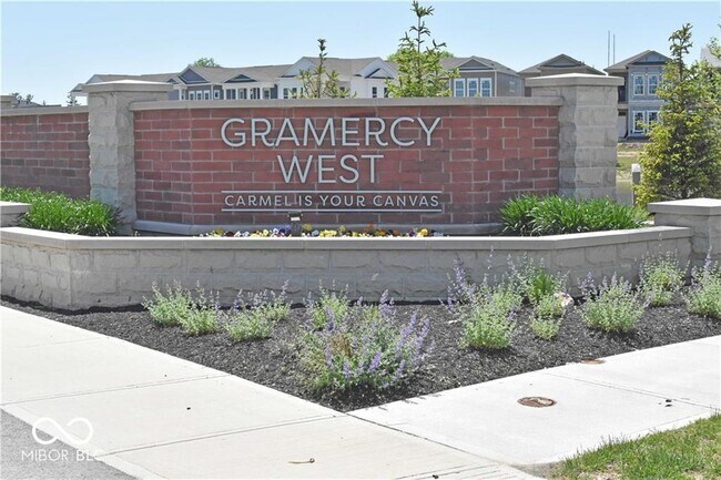 874 Kinzer Ave in Carmel, IN - Building Photo - Building Photo