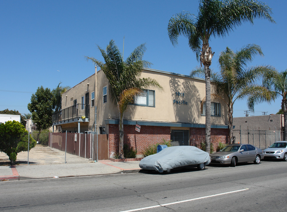 1909-1915 Pacific Ave in Long Beach, CA - Building Photo