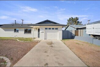 6228 W Cheery Lynn Rd in Phoenix, AZ - Building Photo - Building Photo