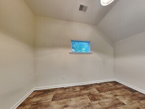 231 Jimmy Love Ln in Columbia, SC - Foto de edificio - Building Photo