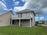 3737 SW 11th Ct in Cape Coral, FL - Foto de edificio - Building Photo