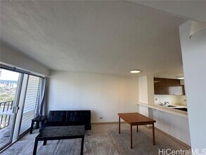 1909 Ala Wai Blvd in Honolulu, HI - Building Photo - Building Photo