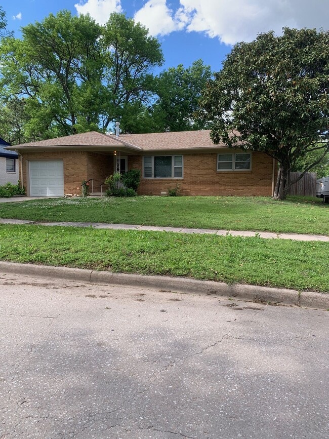 property at 8020 E Indianapolis St