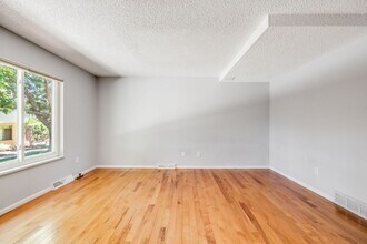 9026 Mansfield Ave in Denver, CO - Building Photo - Building Photo