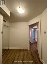 525 Adelaide St W in Toronto, ON - Building Photo - Building Photo