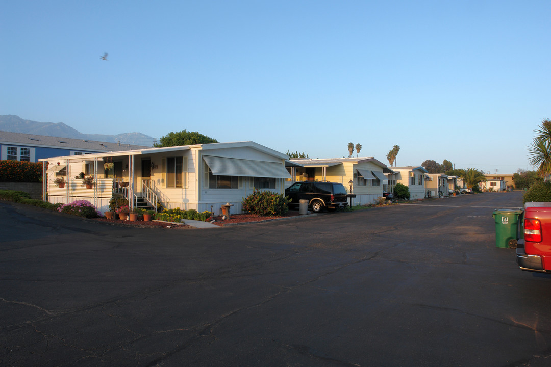 4025 State St in Santa Barbara, CA - Building Photo