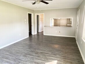 1302 N Maple St in Searcy, AR - Building Photo - Building Photo