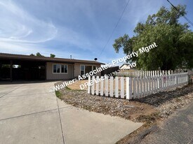 330 Siler Ln in Orcutt, CA - Building Photo