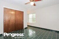 5108 Gunnison St photo'