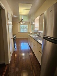 7823 Barberton Dr photo'