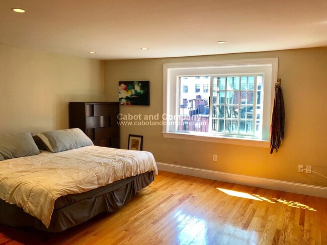 76 Commonwealth Ave, Unit 12A in Boston, MA - Building Photo - Building Photo