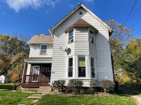 362 Furnace St in Elyria, OH - Building Photo